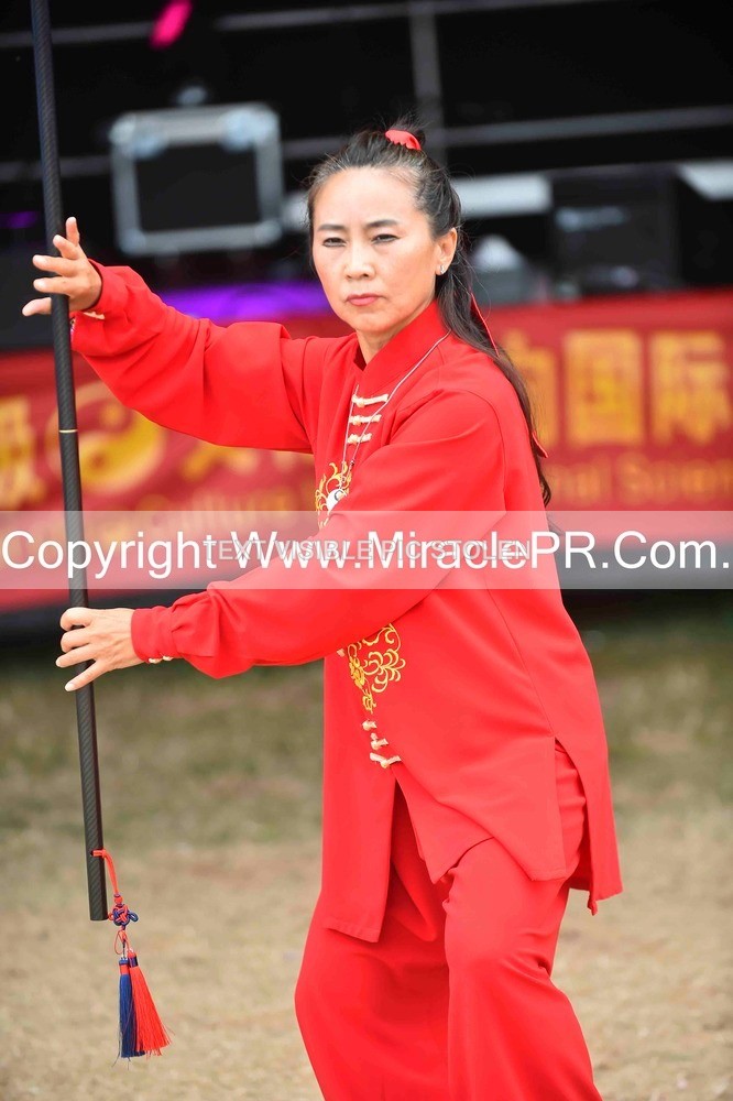 SH4_1574 - Tai Chi with Lisa Kay.
