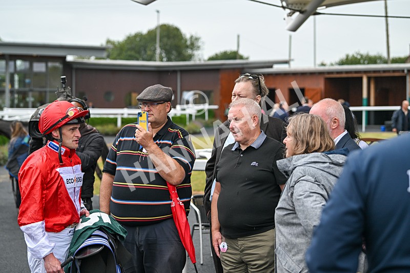270825-Race 2-Rogue Attraction-4953 - Race 2