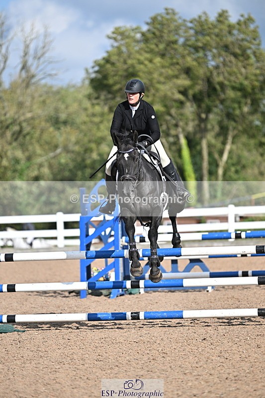 241005A-112252-03324 - SAT Cls 17 95cm Amateur Quali