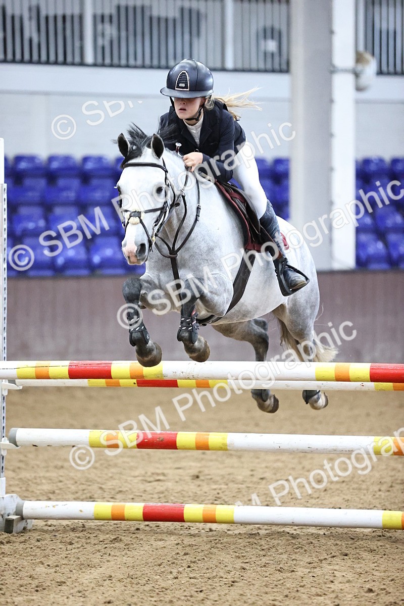 SBM_000908 - Class 4 - Springboard 128cm 138cm Restricted Handicap 90cm 1.00m