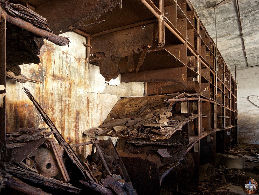 Billmeyer Limestone Quarry (Bainbridge, PA) | Collapsed Shelves - Billmeyer Limestone Quarry