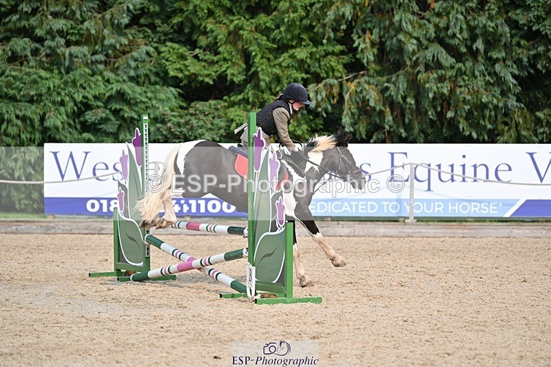 240818-162650-05466 - Cls 13 Pony Intro 70cm