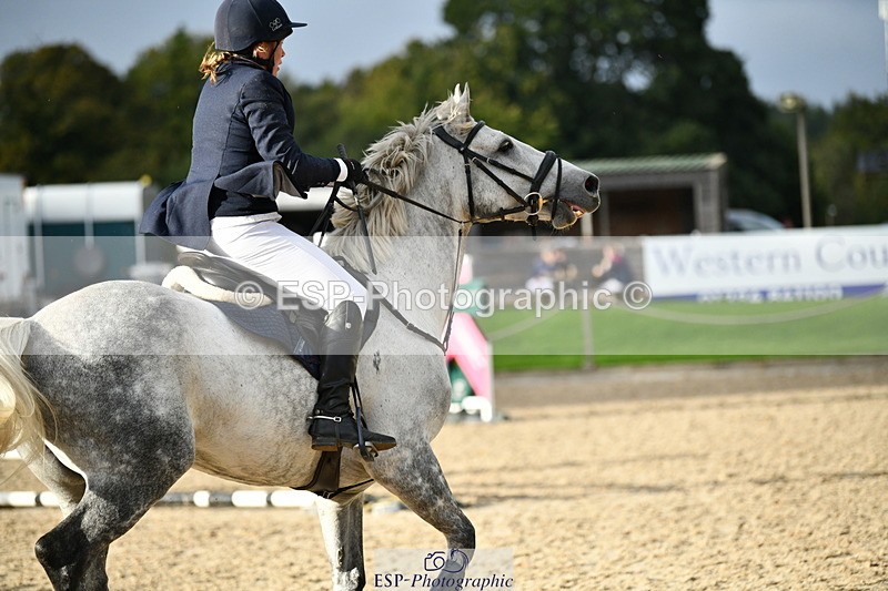 251004A-165507-02287 - Classes 10 & 11 80cm