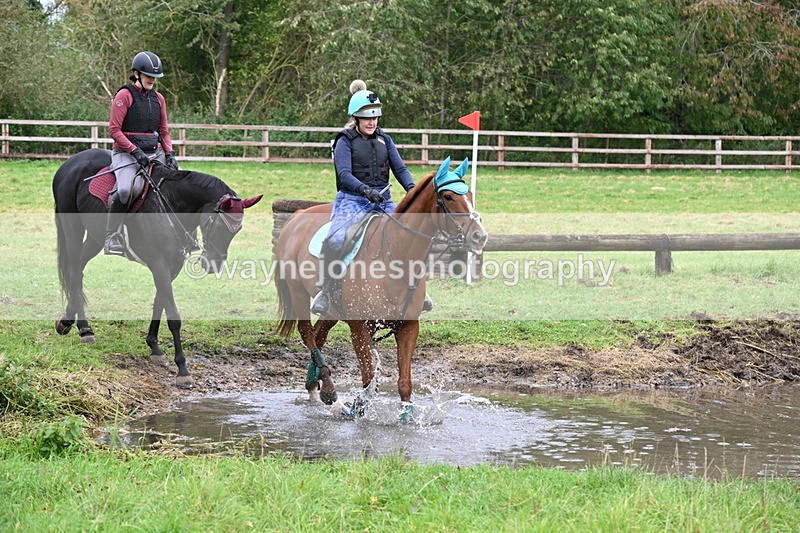 WJ6_6421 - Time at Photographer 12:41 to 13:05