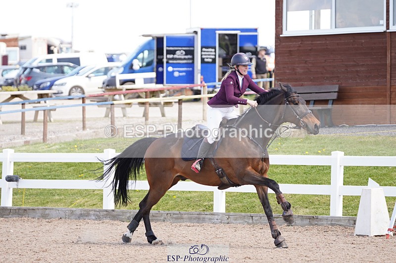 240418A-131759-03172 - Cls 37, Amateur 1.05m