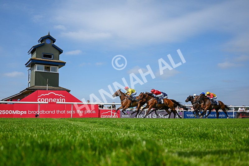 140726-Race 4-Kitsune Power-4047 - Race 4 15.48pm Beverley Annual Badgeholders Handicap