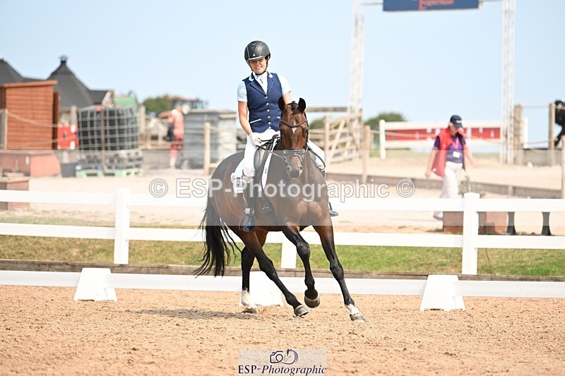 250816-141145-05035 - 052-Marcela.PomphreyLinkeltje.DE.J