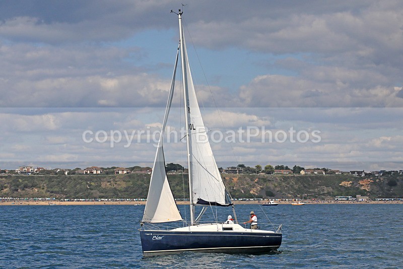 170902 BLEW GBR2190L - SUN 2500 1Y3A9802 - Sailboats - monohull
