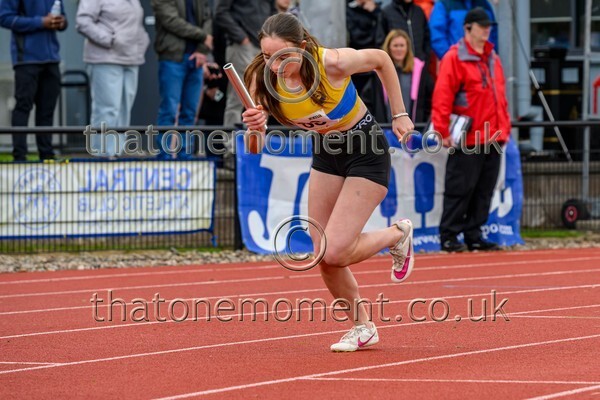 Relays25-917513 - Track Female Set Two