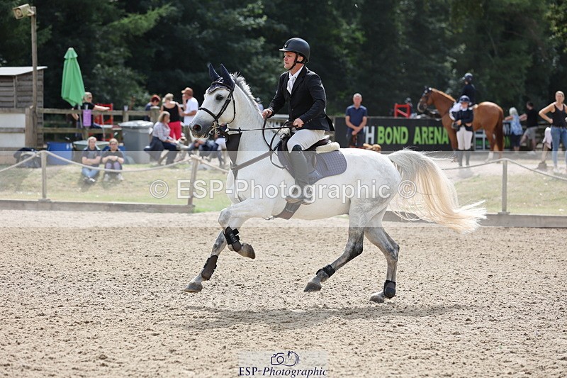 250705A-163007-16067 - Cls 37 1.05m Amateur Quali