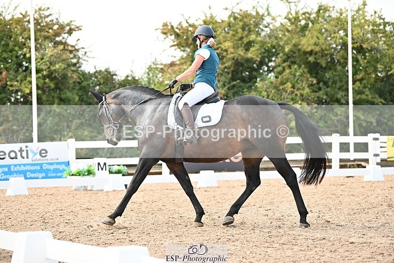 250816-152511-05851 - 036-Georgina.YoungMinuet1v