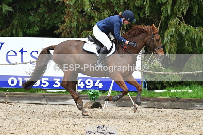 250418A-142920-01186 - UnAff 70cm