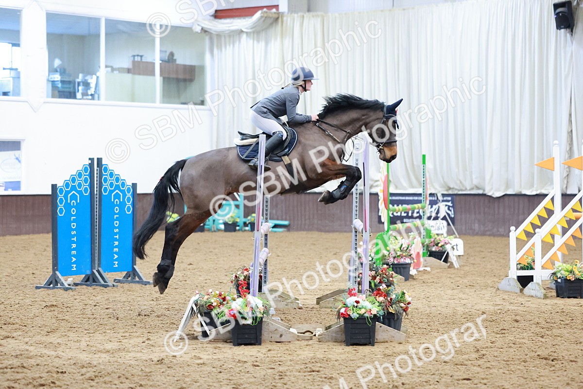 SBM_003872 - Class 11 - Senior Newcomers/ 1.10m Open
