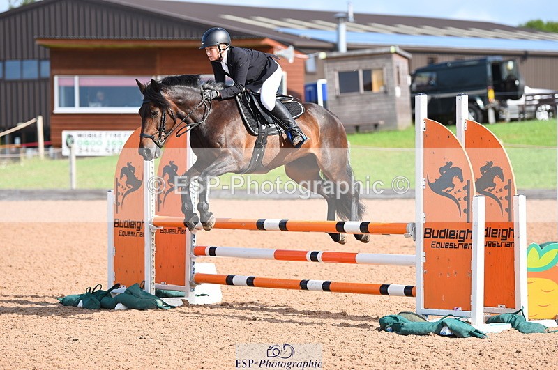 230716A-092324-01908 - Cls 32 Stepping Stones 128cm & 138cm