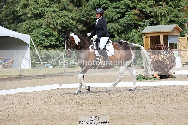 250718A-154238-02656 - 167-Leanne.Pike-Summerhill.orchard