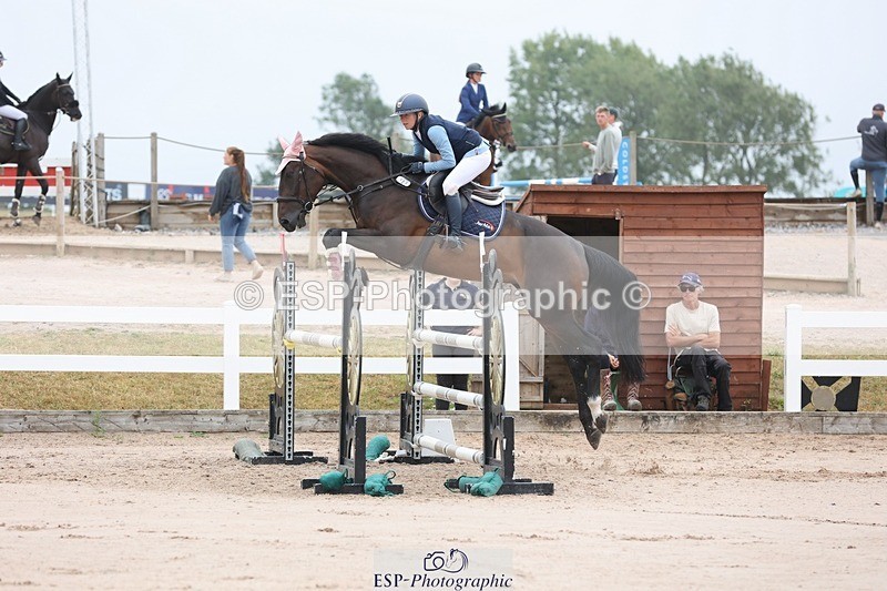 250717-090509-03380 - Cls 9, 1 Star Bronze Tour