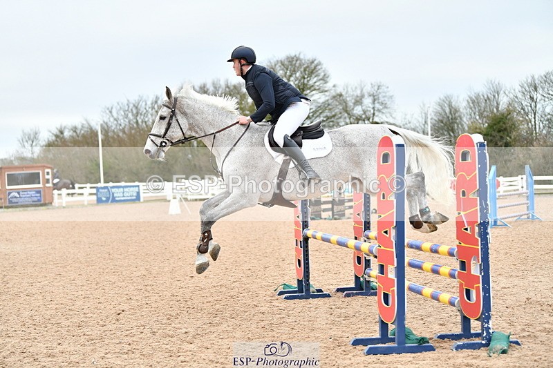 240112A-095209-00200 - Cls 2, British Novice and 90cm Open