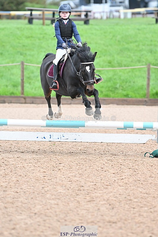 231029A-092809-02396 - 60cm Club and Schools