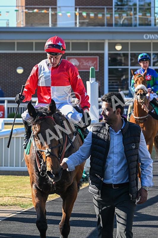 170525-Race 8-So Grateful-9047 - Race 8