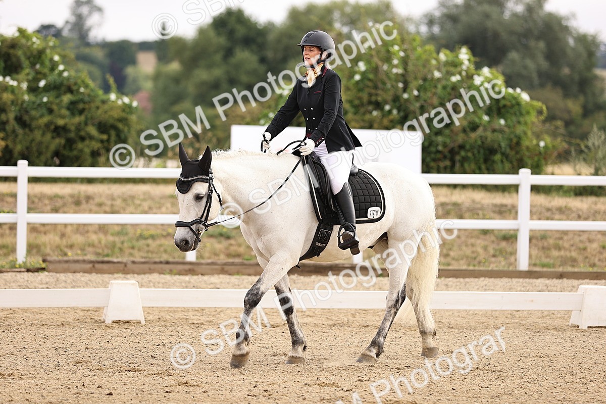 SBM_005168 - Intro 3 - 8.30-9.30