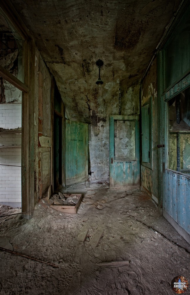 Ocean Vista Tuberculosis Hospital - Photographs by Matthew Christopher Murray's Abandoned America
