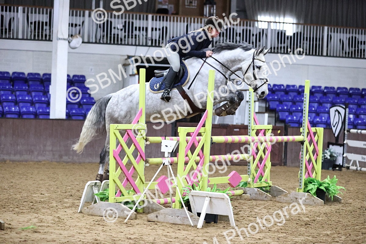 SBM_005325 - Class 17 - Senior Newcomers 1.10m