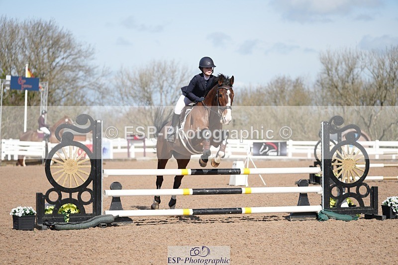 250329-103801-03677 - Cls 20 British Novice and 90cm