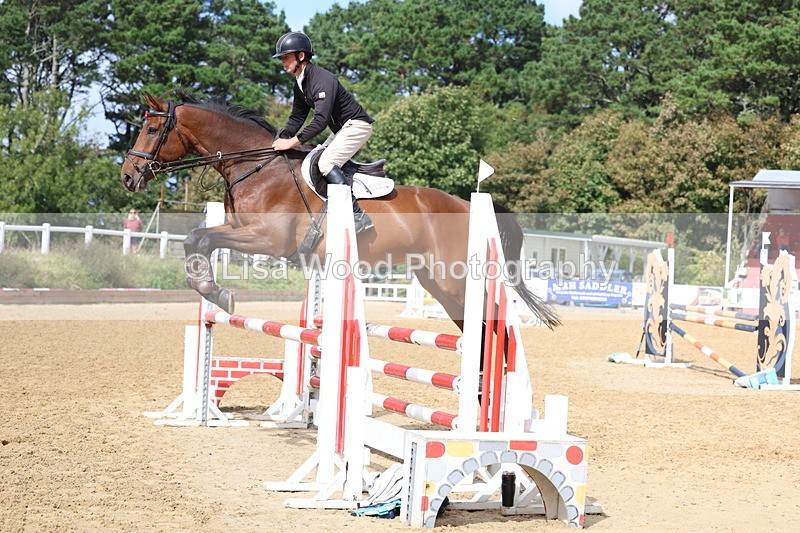 3E7A9702 - Class 10: Senior 95cm open