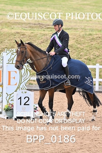 BPP_0186 - CLASS 25 SUN HOYS Redpost Equestrian Senior Foxhunter Second Round