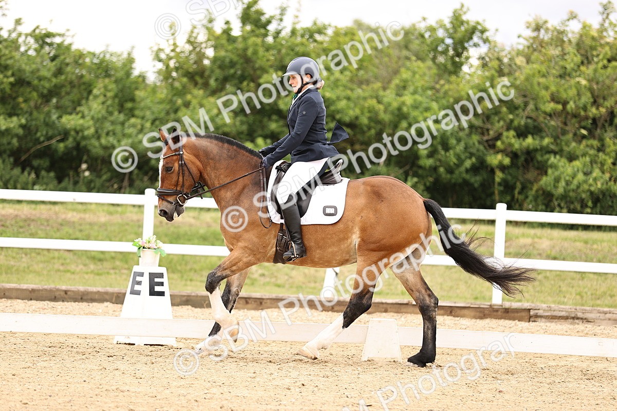 SBM_002820 - Class 2 - Novice 4 - 12.00-13.10