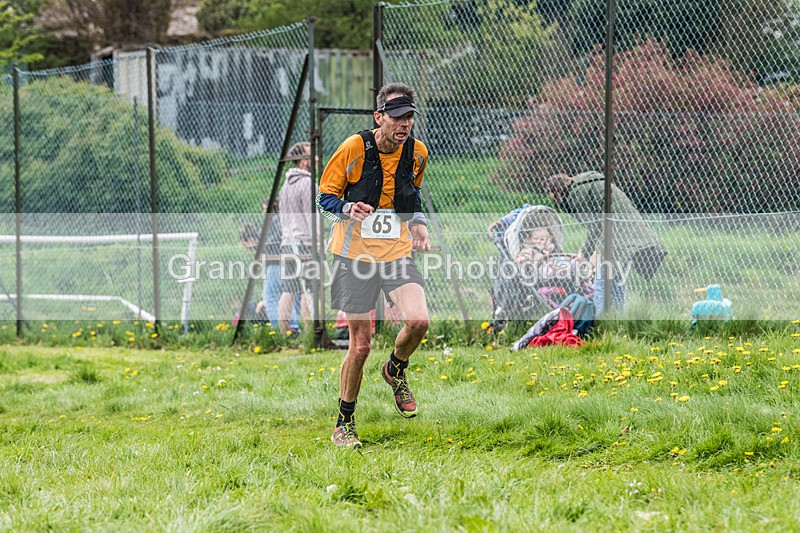 3 Peaks Finish-1723 - The 3 Peaks Race Saturday 26th April 2025 - The Finish