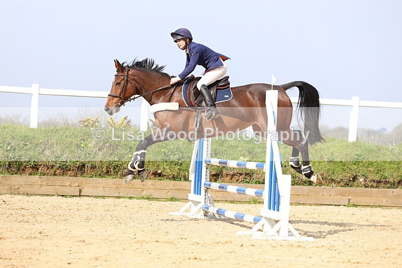 3E7A6738 - Class 4: Senior British Novice/90cm open