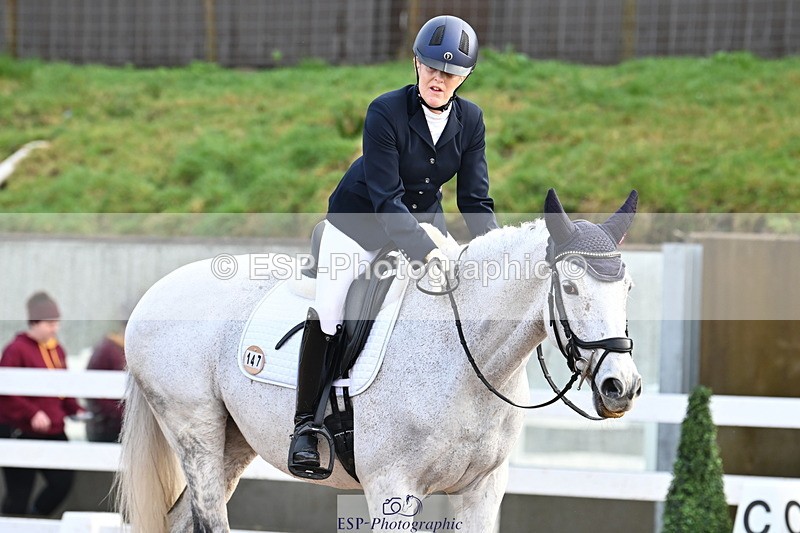 240218A-092122-04738 - 147-Tammie.Wells-Silver.moonshine