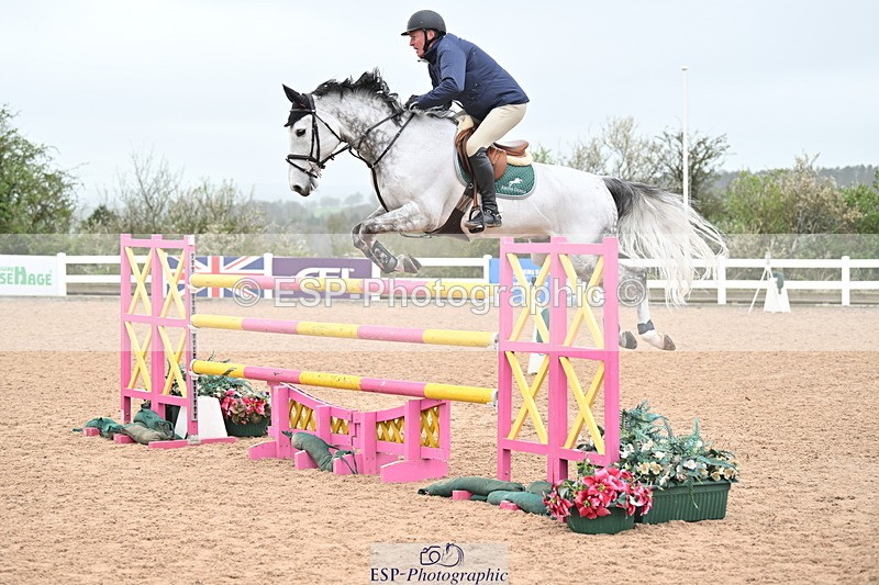 240406A-155007-04248 - Cls 17 National 1.30m Open