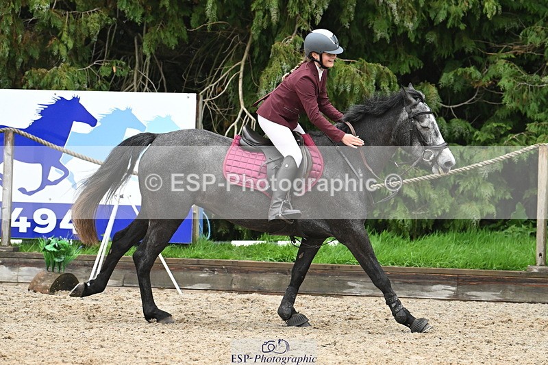 250418A-140822-01061 - UnAff 70cm