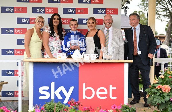 230825-273 Revival Power - Race 6 4.45pm Julia Graves Roses Stakes