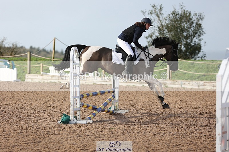 240210A-102611-00404 - Cls 17+18 Club and Schools 70cm