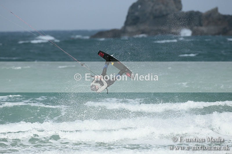 KS 020413-271 - Kite Surfing