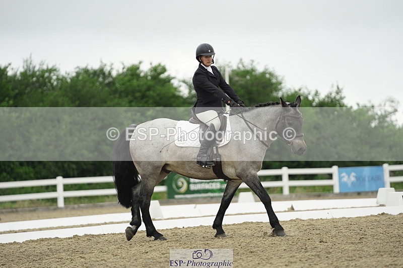 230708A-100926-00326 - Intro C