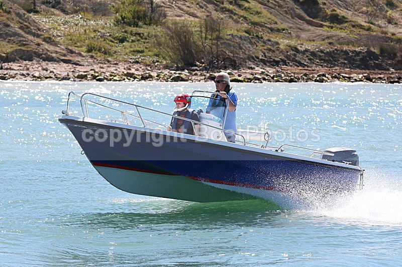 160823 SALCOMBE FLYER Y92A4735 - Speedboats