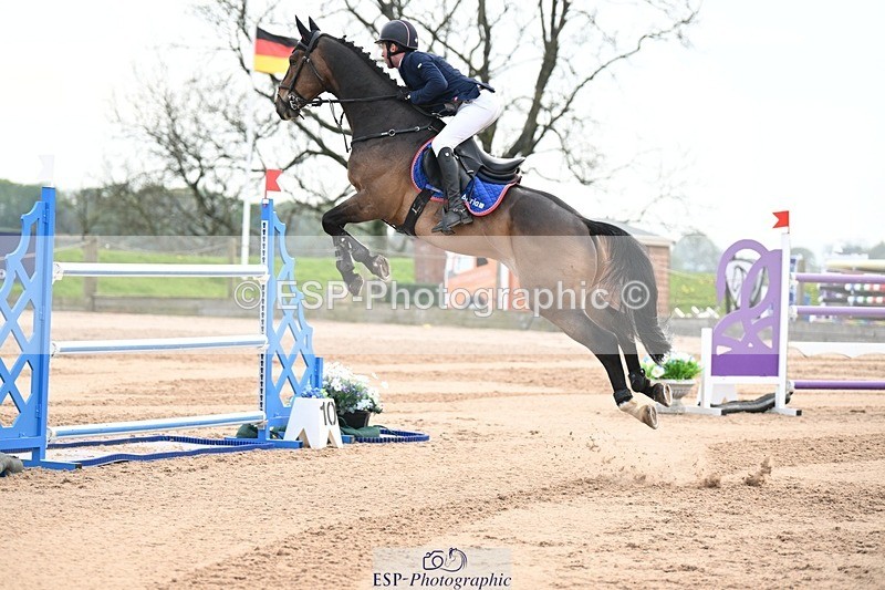 250425-172406-10915 - Cls 6 - 2 Star Medium Tour