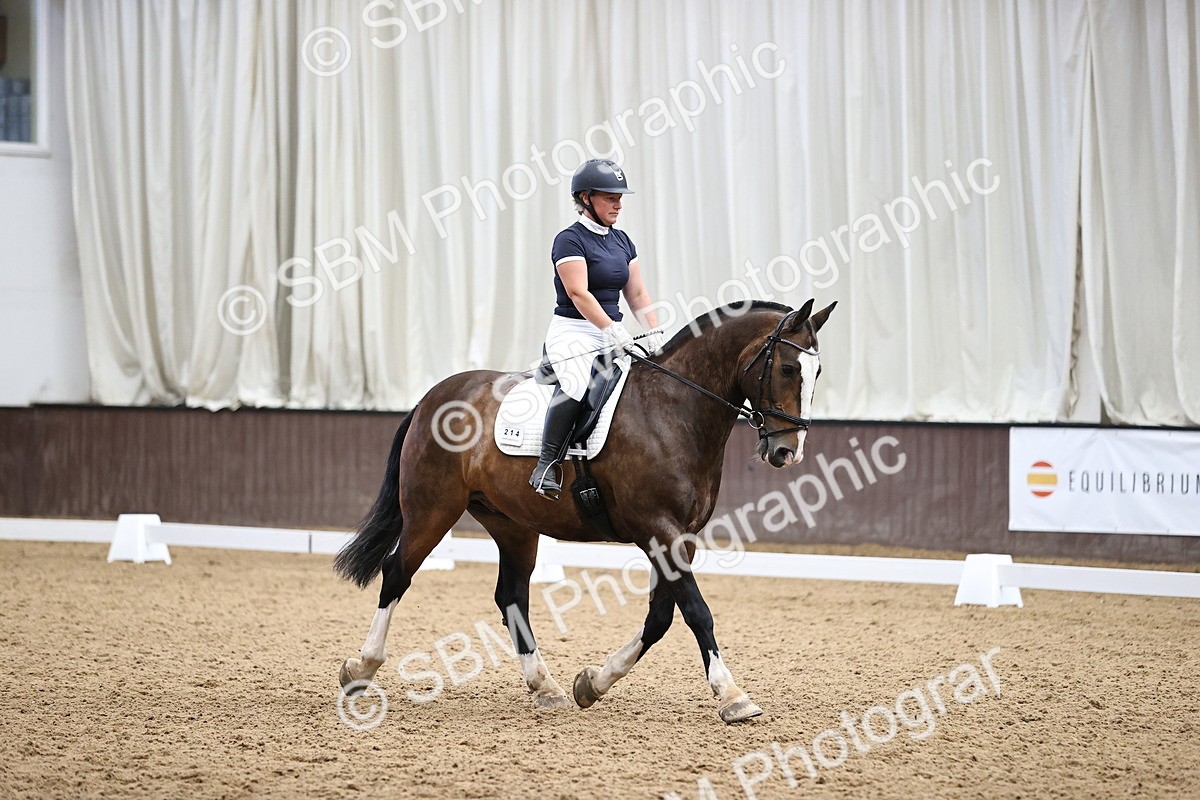 SBM_002030 - Novice 4 - 11.15-13.22