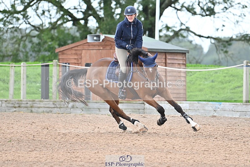 231013A-125956-02271 - Cls 8 Blue Chip Power Jump Off and Presentations