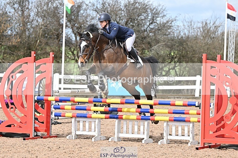 250328-105028-01332 - Cls 8 British Novice and 90cm