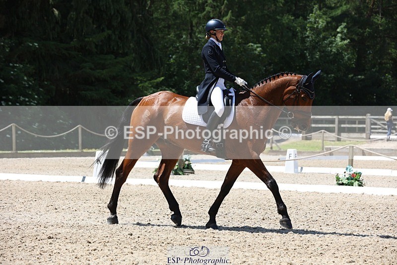 230526-123822-06216 - 161-HEADS_UP-Jemima_Howden-WEDTrotUp+DR