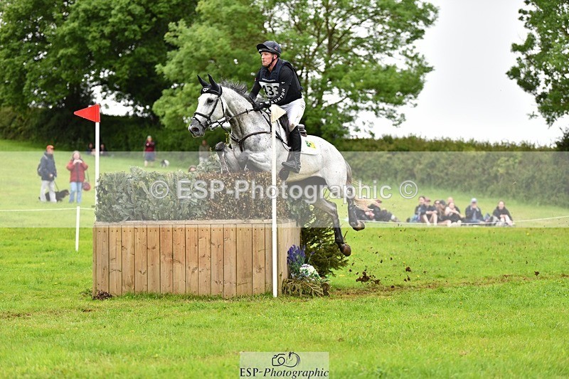 240526-125110-21689 - 433-EN_TARO_DES_VERNIER-Oliver_Townend