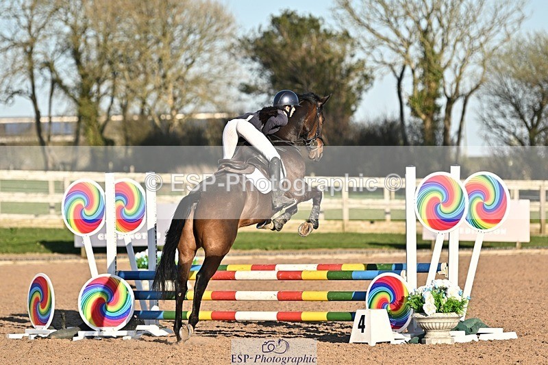 250401-181244-00599 - 80cm Classes