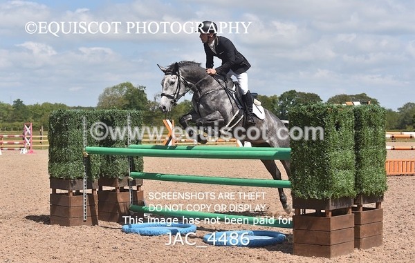 JAC_4486 - CLASS 6 Senior Newcomers/ 1.10m Open