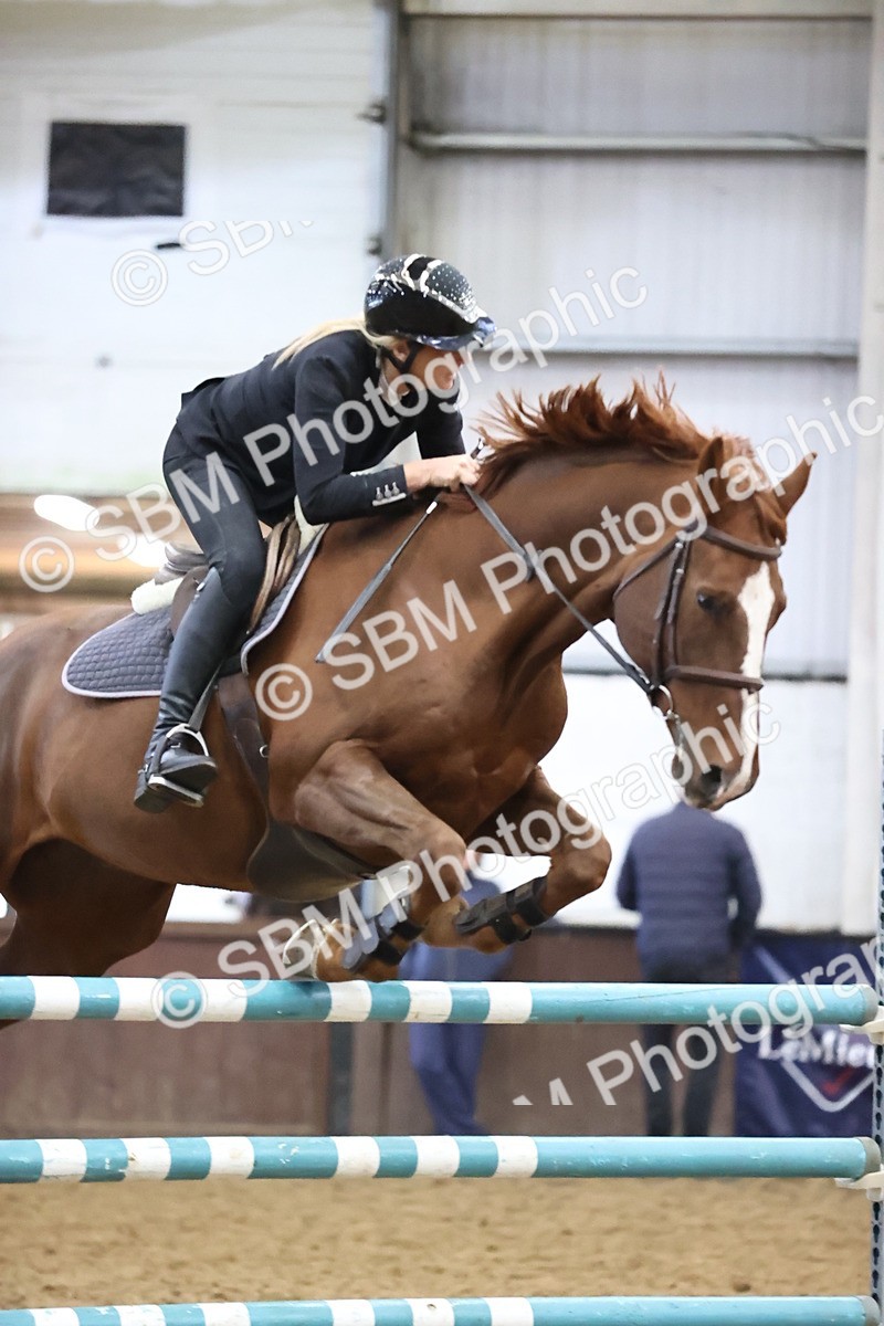 SBM_003728 - Class 12 - Senior Foxhunter 1.20m
