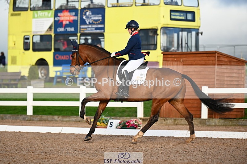 240218A-160248-09306 - 209-Charlotte.Dicker-Catherston.Tarantella